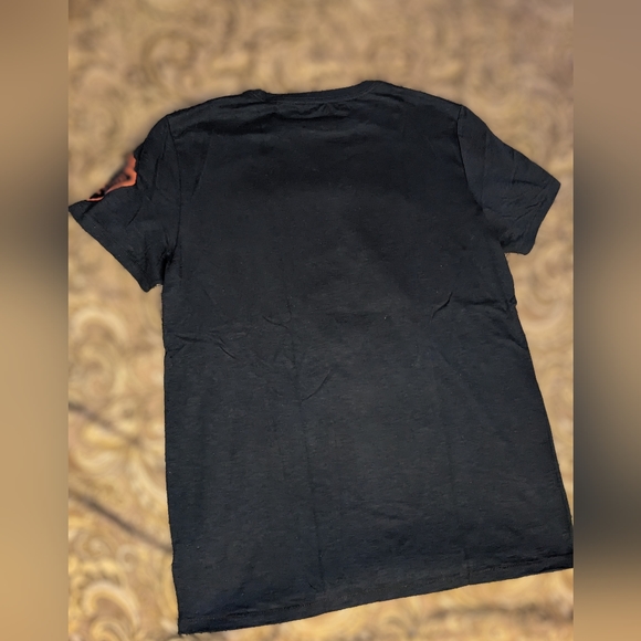 American Eagle 🦅 Round Logo T-shirt 🖤 - Picture 2 of 5